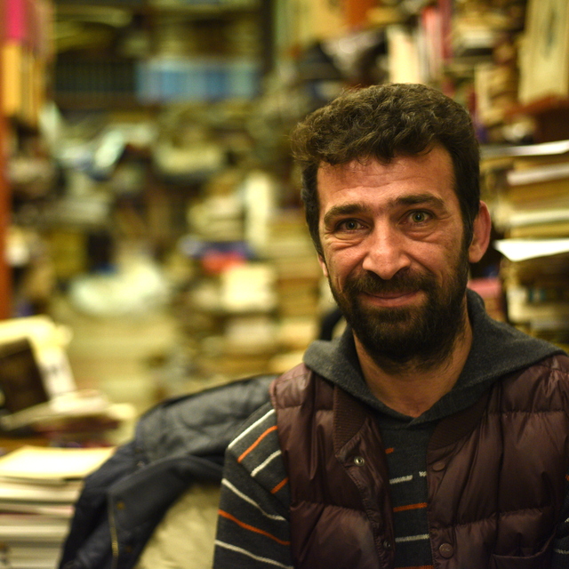 Gezegen Sahaf: Kitaba adanan bir ömür