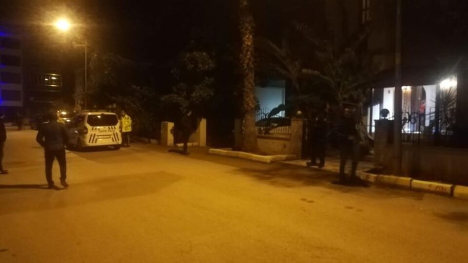 İzmir'de peş peşe cinayet