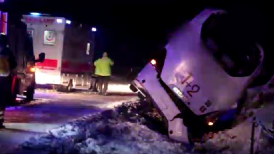 Konya'da otobüs devrildi: 9 yaralı