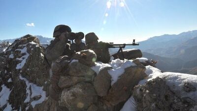 5 PKK'lı terörist teslim oldu