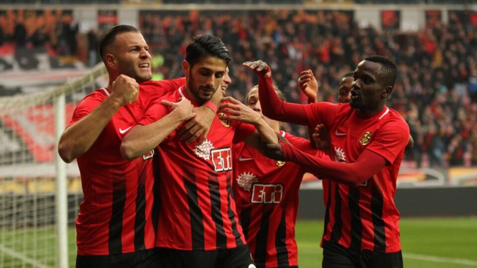 Eskişehirspor'da gol yükü yabancılarda