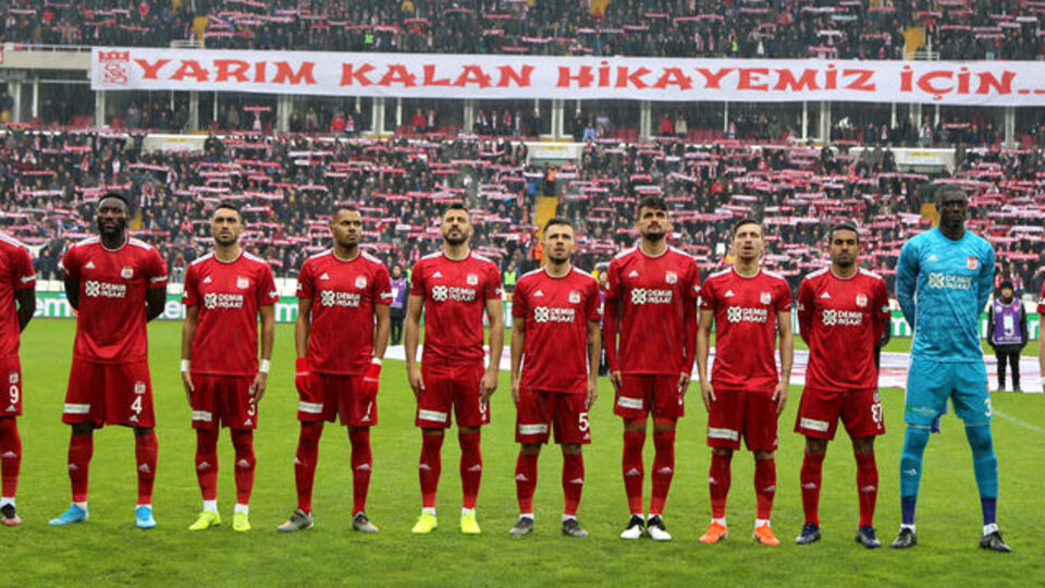 Lider Sivasspor'un ilk yarı raporu