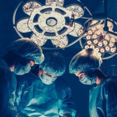 Kanser hastası ameliyat sırasında yanarak can verdi