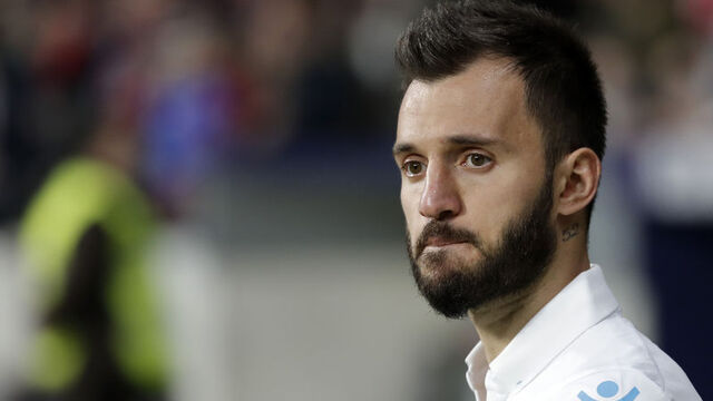 Emre Çolak imzayı attı