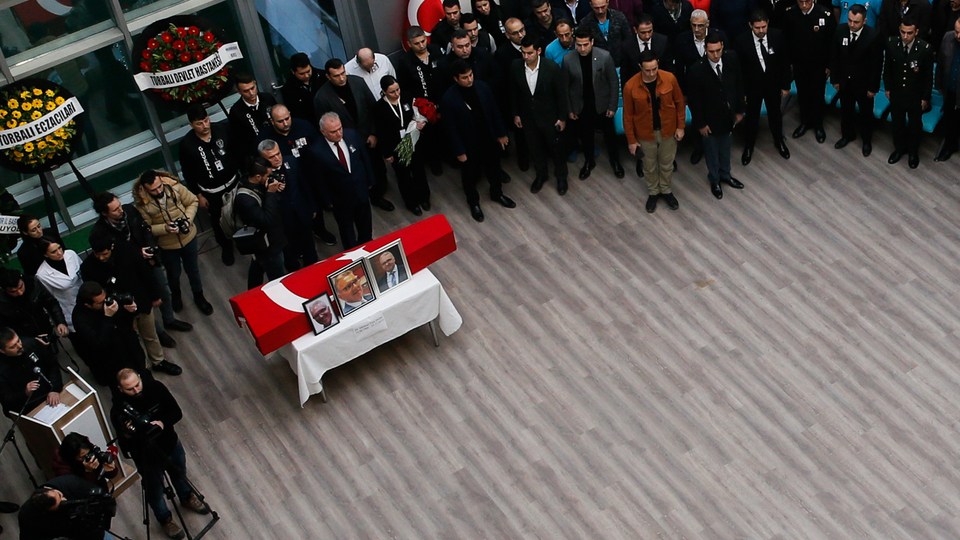 Çifte cinayetin kurbanlarına acı veda