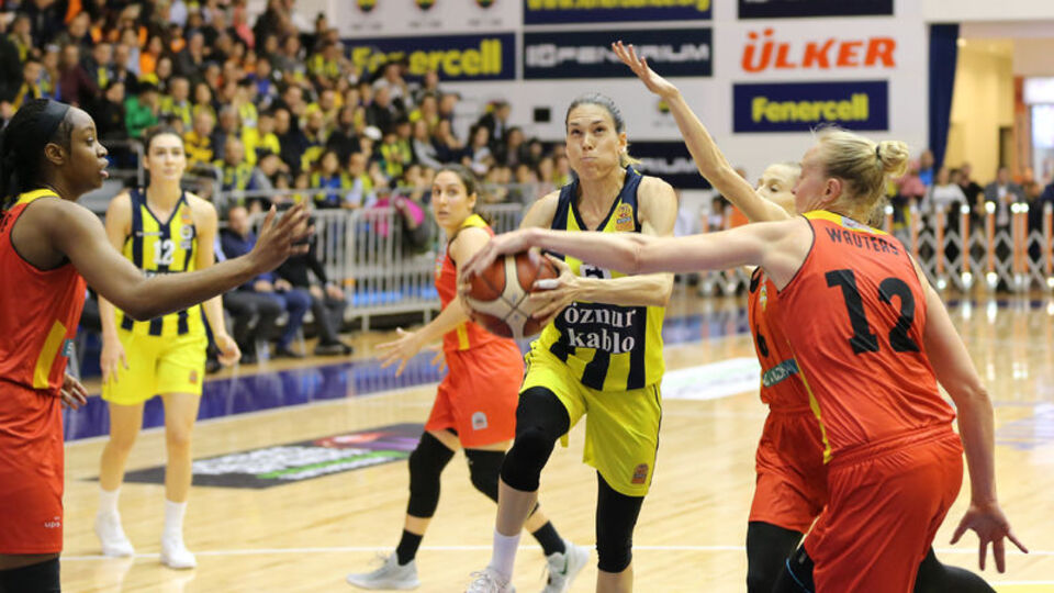 Fenerbahçe, Cruz'la yollarını ayırdı