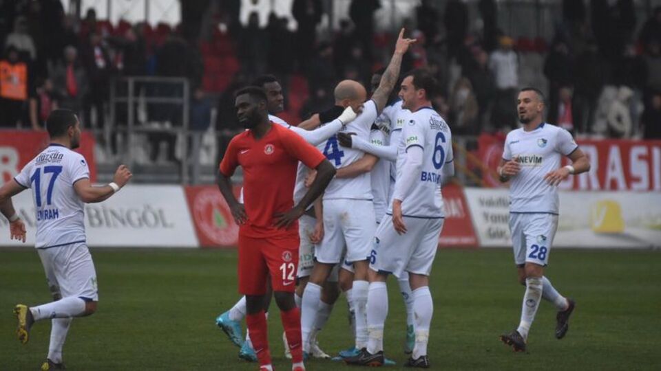 TFF 1. Lig'de 14 hoca değişti