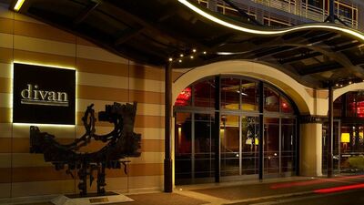 Divan Grubu'nda nöbet değişimi