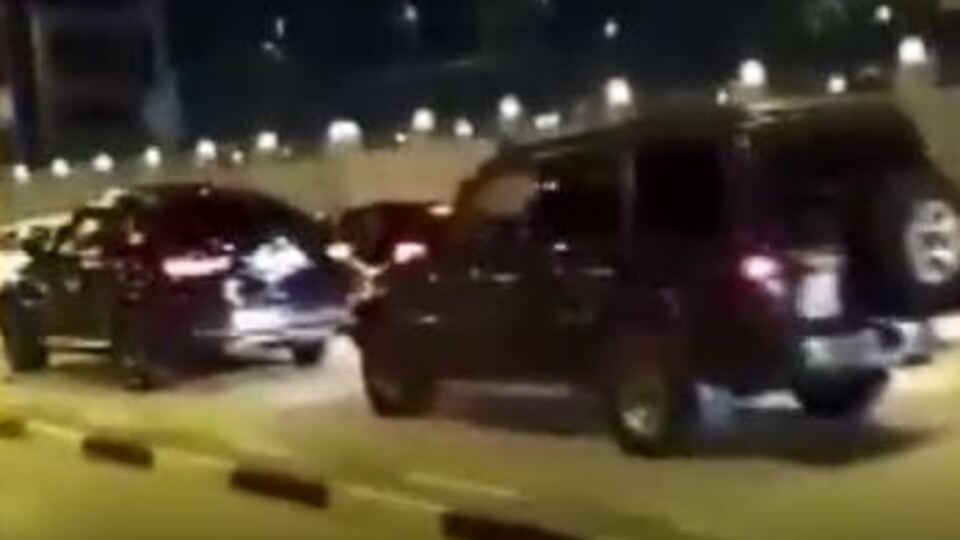 FETÖ paketine 'bayıl' çağrısı!