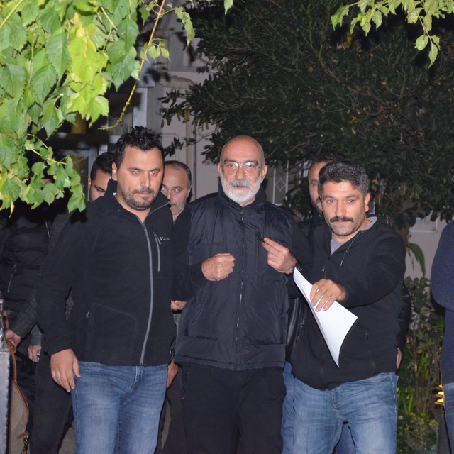 Ahmet Altan'ın hapis cezasına onama