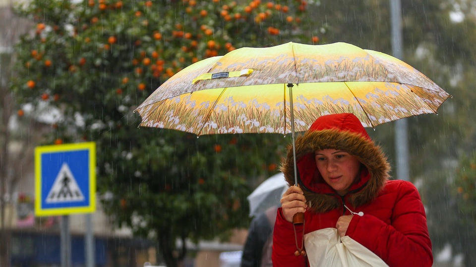 Akdeniz için sel uyarısı