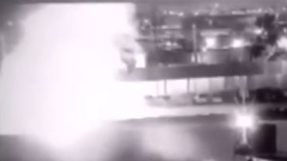 İşte Süleymani'nin vurulma anı! Alev topu!