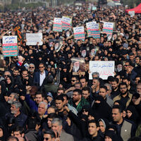 "Trump’a tuzak mı kuruldu? İran intikam savaşı verecek!"