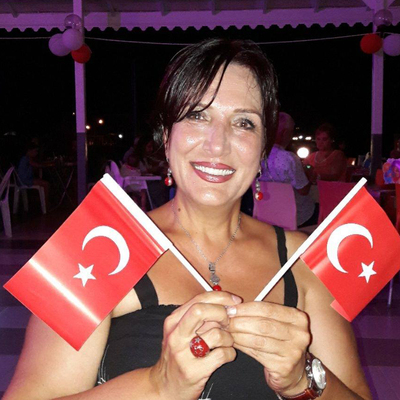 Biri doktor iki kişi evde ölü bulundu!