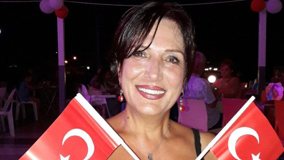 Biri doktor iki kişi evde ölü bulundu!