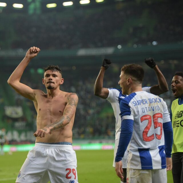 Sporting Lizbon, Porto'ya kaybetti
