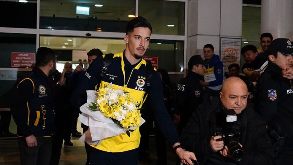 Fenerbahçe, Antalya'ya geldi