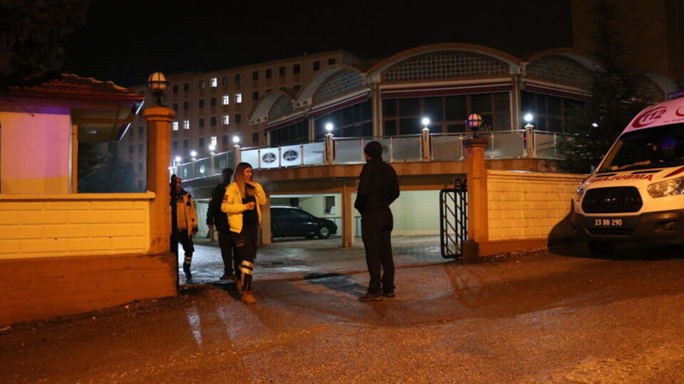 Elazığ'da 34 üniversiteli zehirlendi