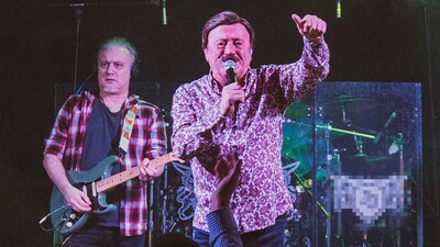 O şarkıyı kayınvalidesine armağan etti