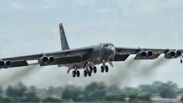 ABD, İran'a karşı B-52 gönderecek iddiası