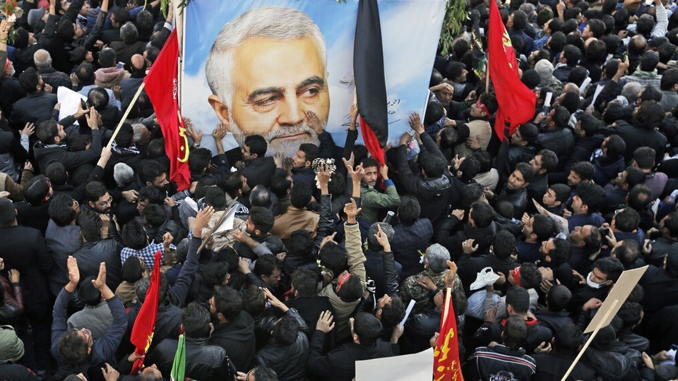 Süleymani'nin cenazesinde korkunç izdiham: 56 ölü