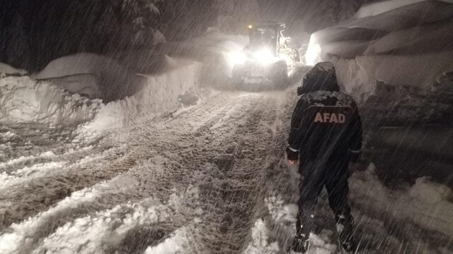 Çığ altında kalan işçi için seferberlik!