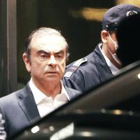 Kaçak CEO bu kutuda saklanmış