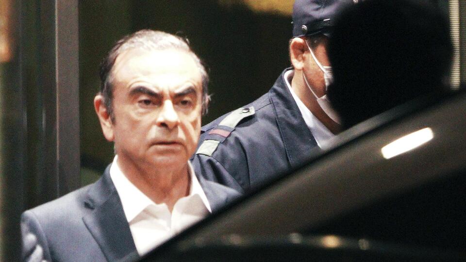 Kaçak CEO bu kutuda saklanmış