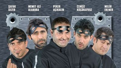 Maskeli Beşler oyuncuları ve konusu