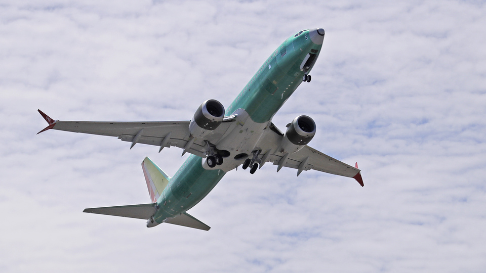 İran'da düşen yolcu uçağıyla ilgili kafa karıştıran açıklama!