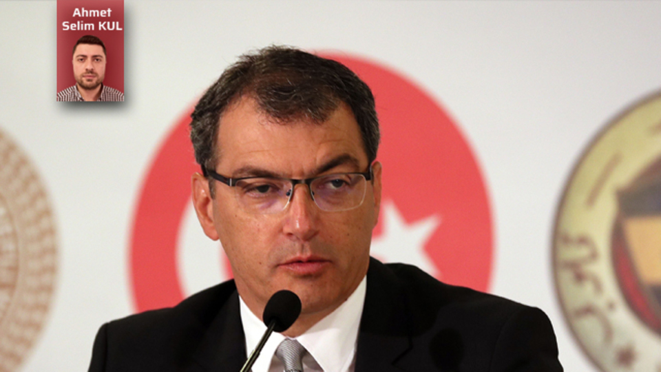 Comolli'nin yardımcısının görevine son verildi