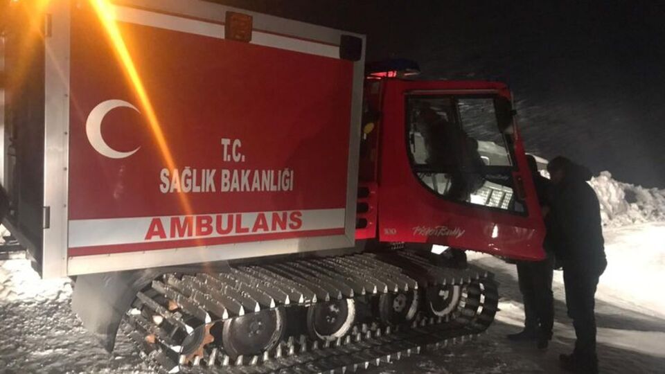 5 kişi Nemrut Dağı'nda mahsur kaldı