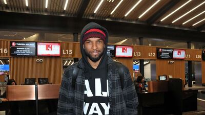 Babel, Hollanda'ya uçuyor!