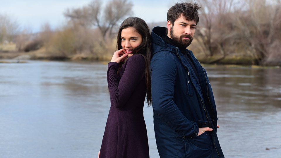 Zümrüdüanka 1. bölüm fragmanları