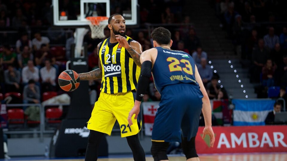 Fenerbahçe Beko deplasmanda kazandı!