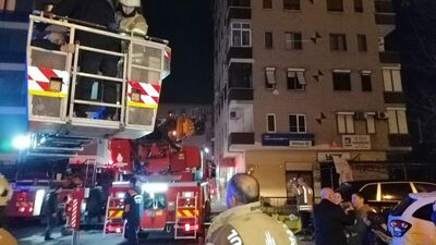 Kadıköy'de korkutan yangın!