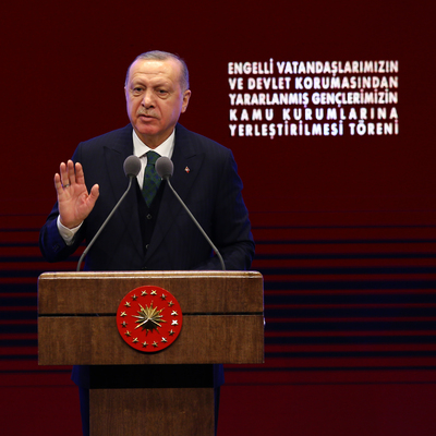 Siyasette evlilik yaşı tartışması