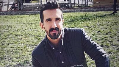 Kar maskeli 2 kişi evinin önünde öldürdü!