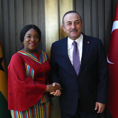 Çavuşoğlu: Rusya, Hafter'i ikna etmeli