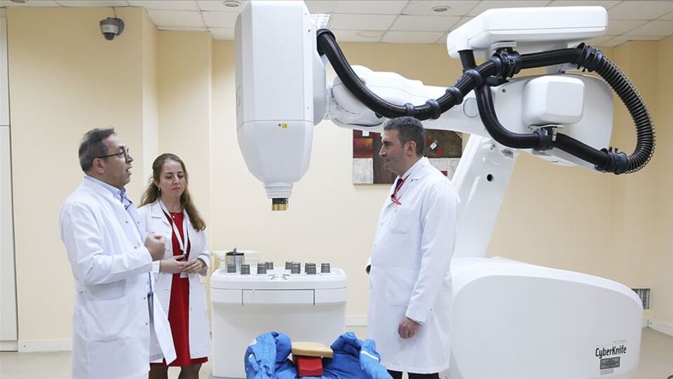 Kamuda branşının en büyüklerinden! O hastalara şifa dağıtıyor