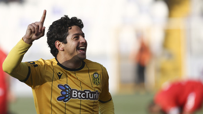 Beşiktaş, Guilherme transferini bitirdi