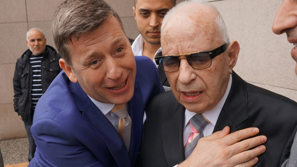 "Biricik babamı kaybetmiş bulunuyorum"