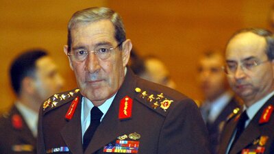 "E-muhtıra" kapandı