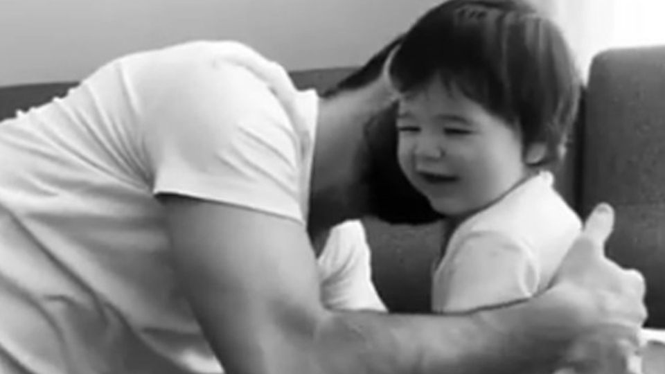 Oğluyla keyifli anlarını paylaştı