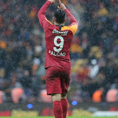 Barcelona'dan Falcao'ya kanca!