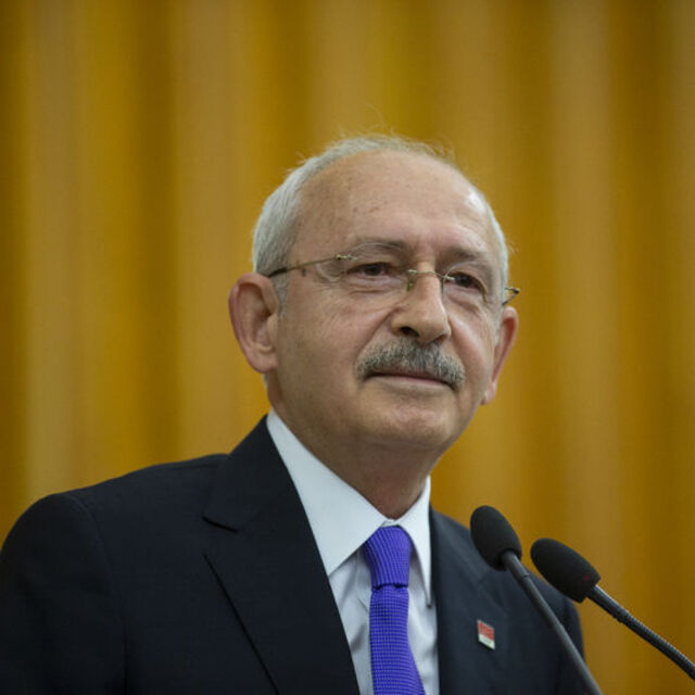 "Hak mıdır hukuk mudur adalet midir?"