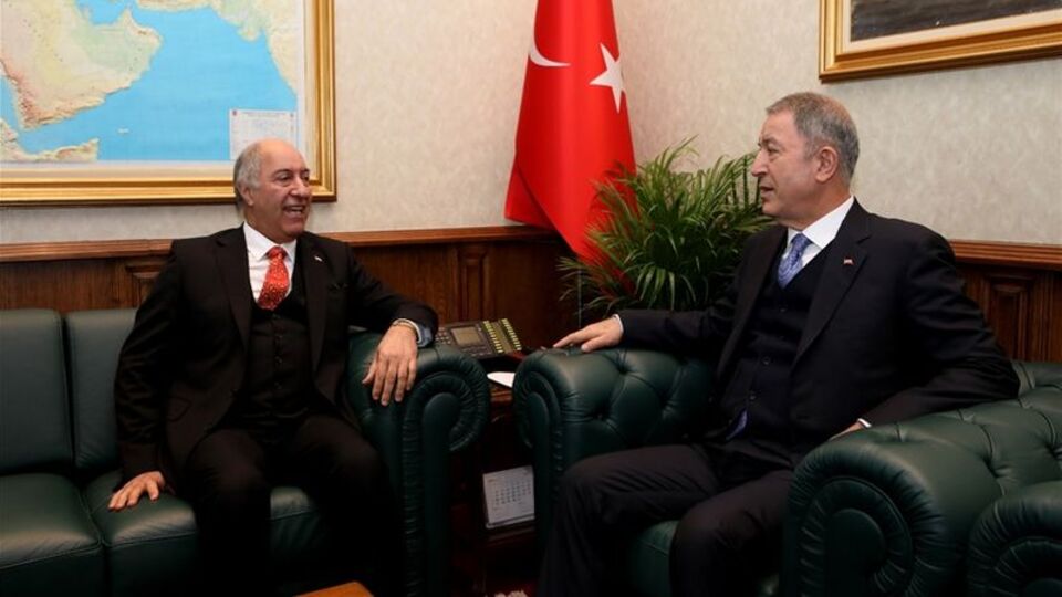 Bakan Akar, Irak'ın Ankara Büyükelçisi'ni kabul etti