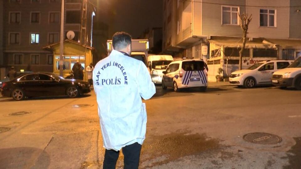 Uyuşturucu satanları uyardı, bıçaklandı