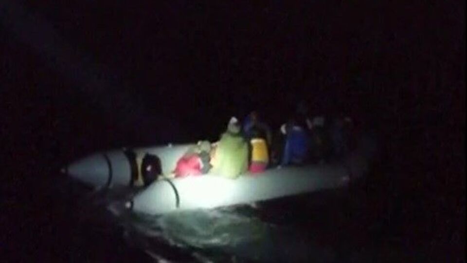 Kuşadası'nda 20 düzensiz göçmen yakalandı