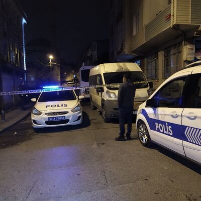 Torbacı dehşeti! Başından bıçakladılar